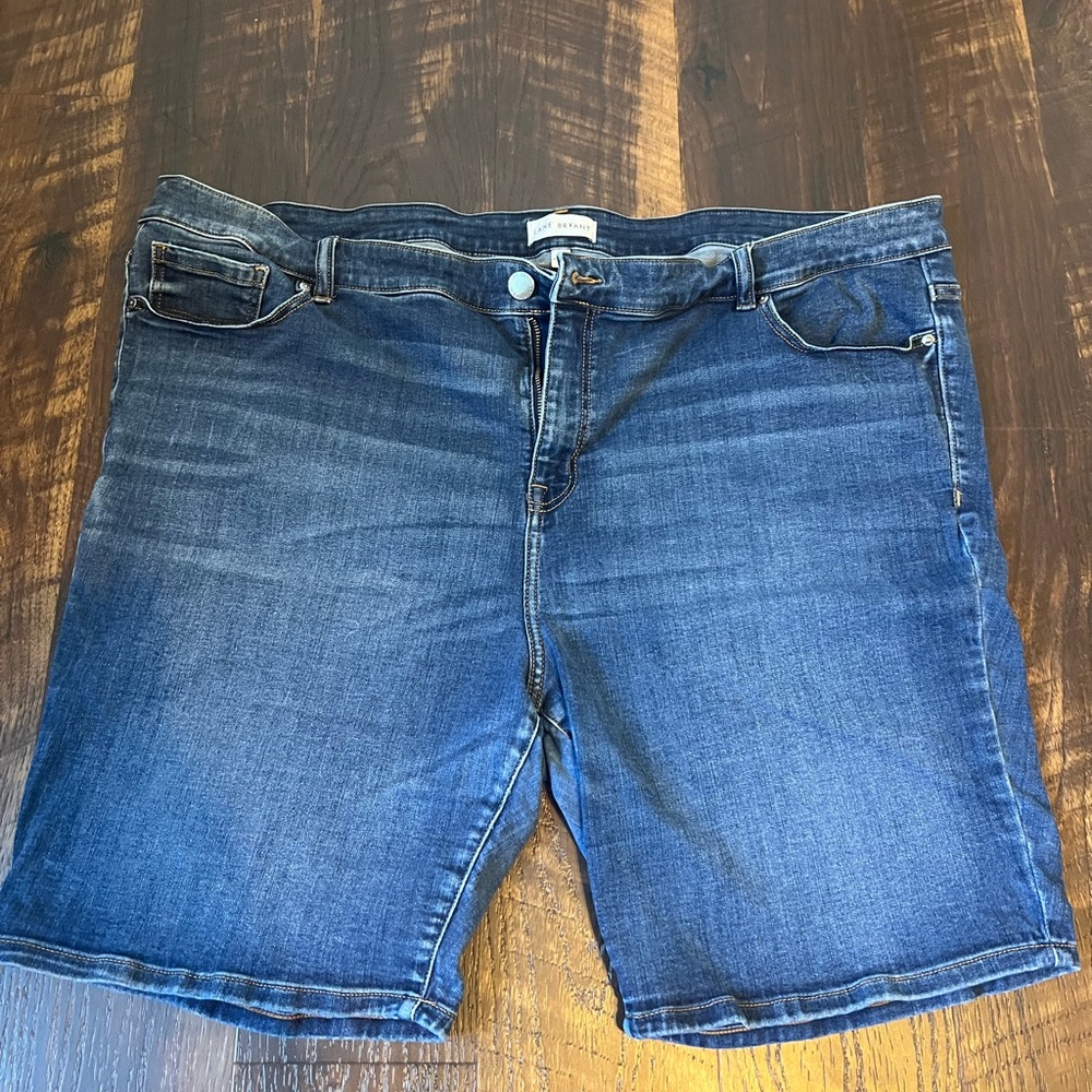 Size 28 Jean Shorts Lane Bryant